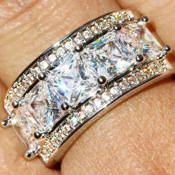 Jewelry - 8.7CT 925 Sterling silver luxury ring